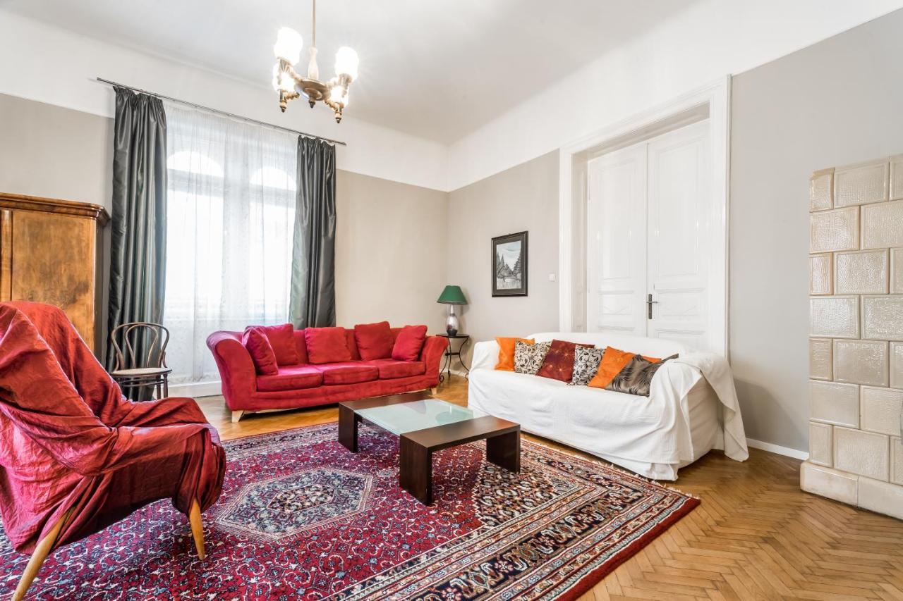 Berta - 4 Bedrooms, 3 Baths Budapest Exterior photo